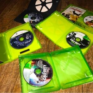 xbox360, 3 controllers, 5 games (sell for $130, or trade for iphone XR and up)